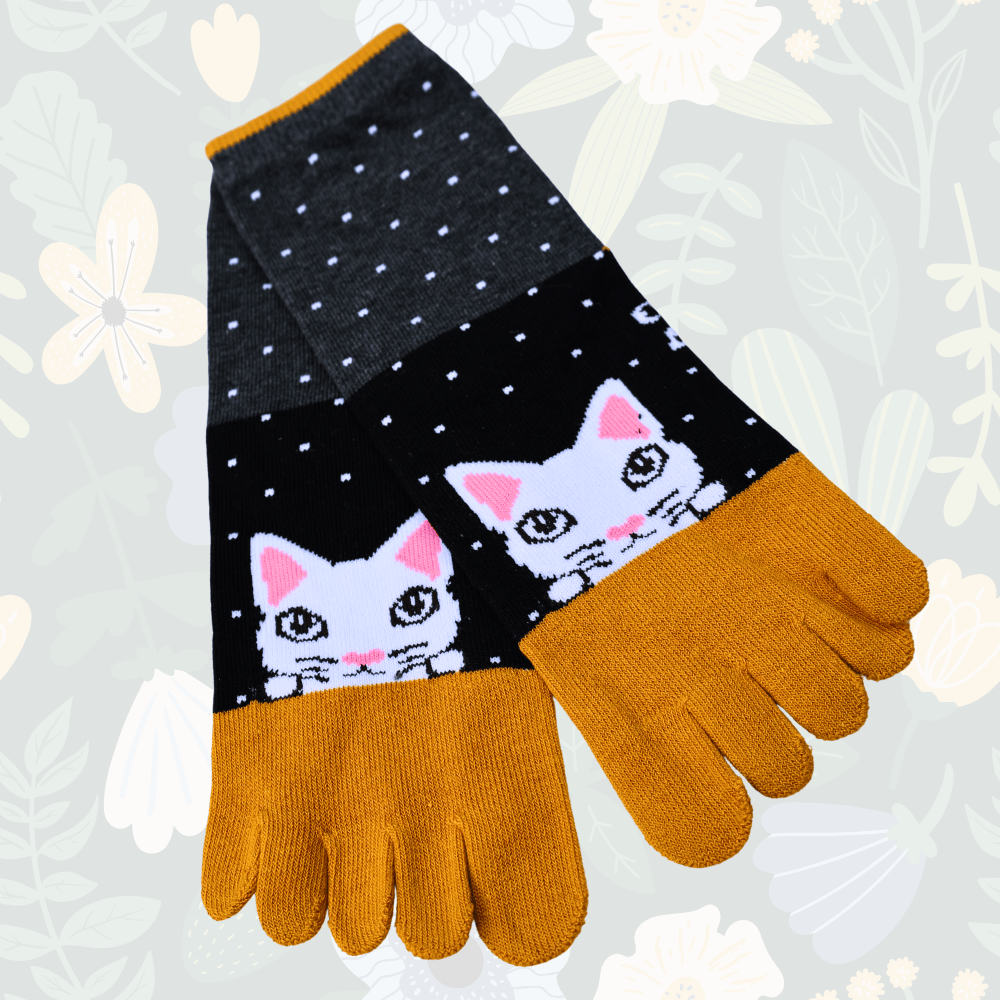 White Cat Socks