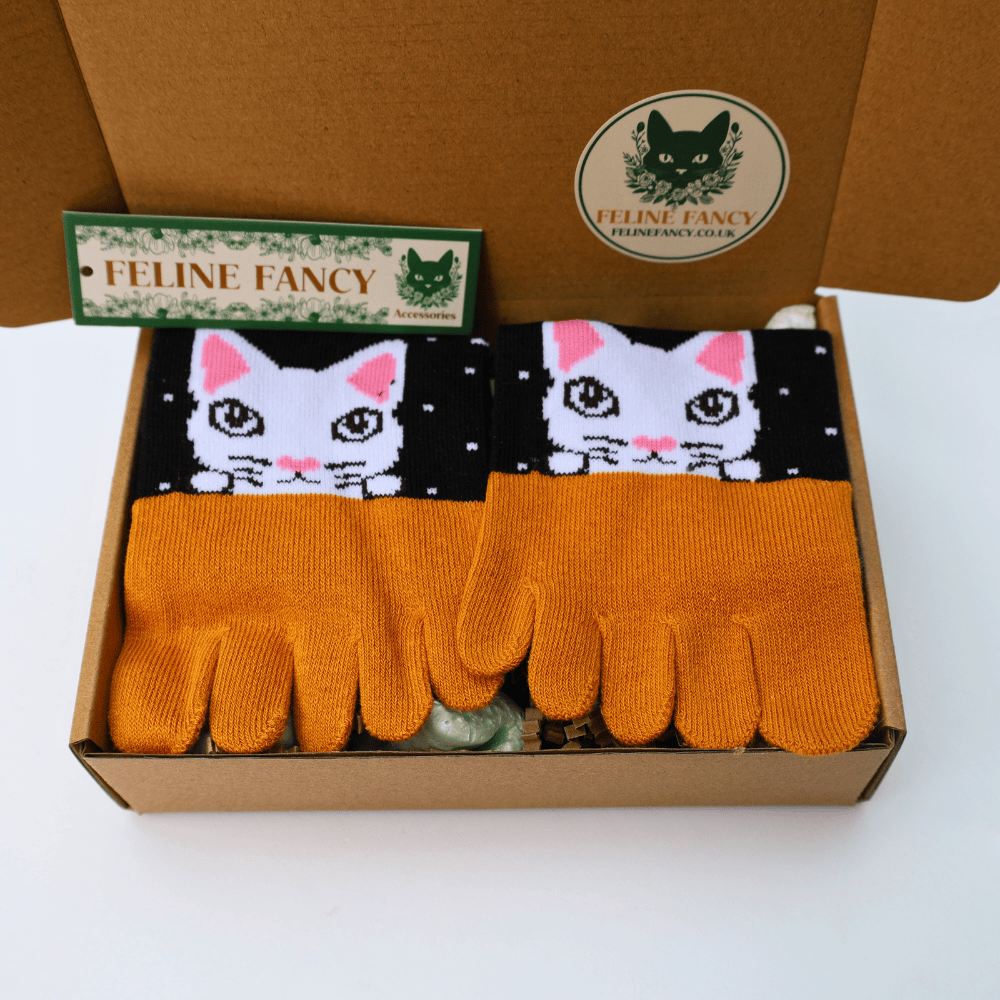 White Cat Socks