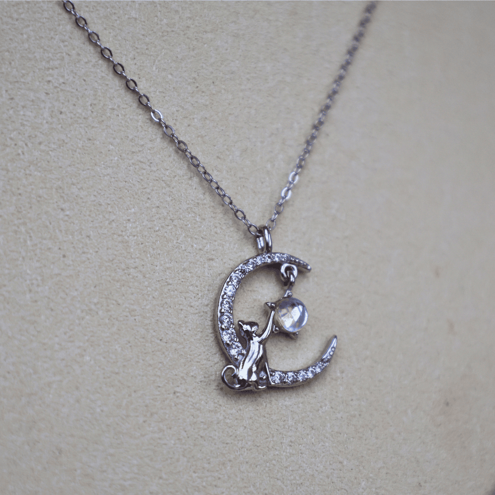 Moon Light Cat Necklace