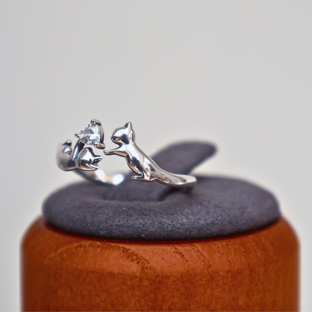 Amore Cat Ring