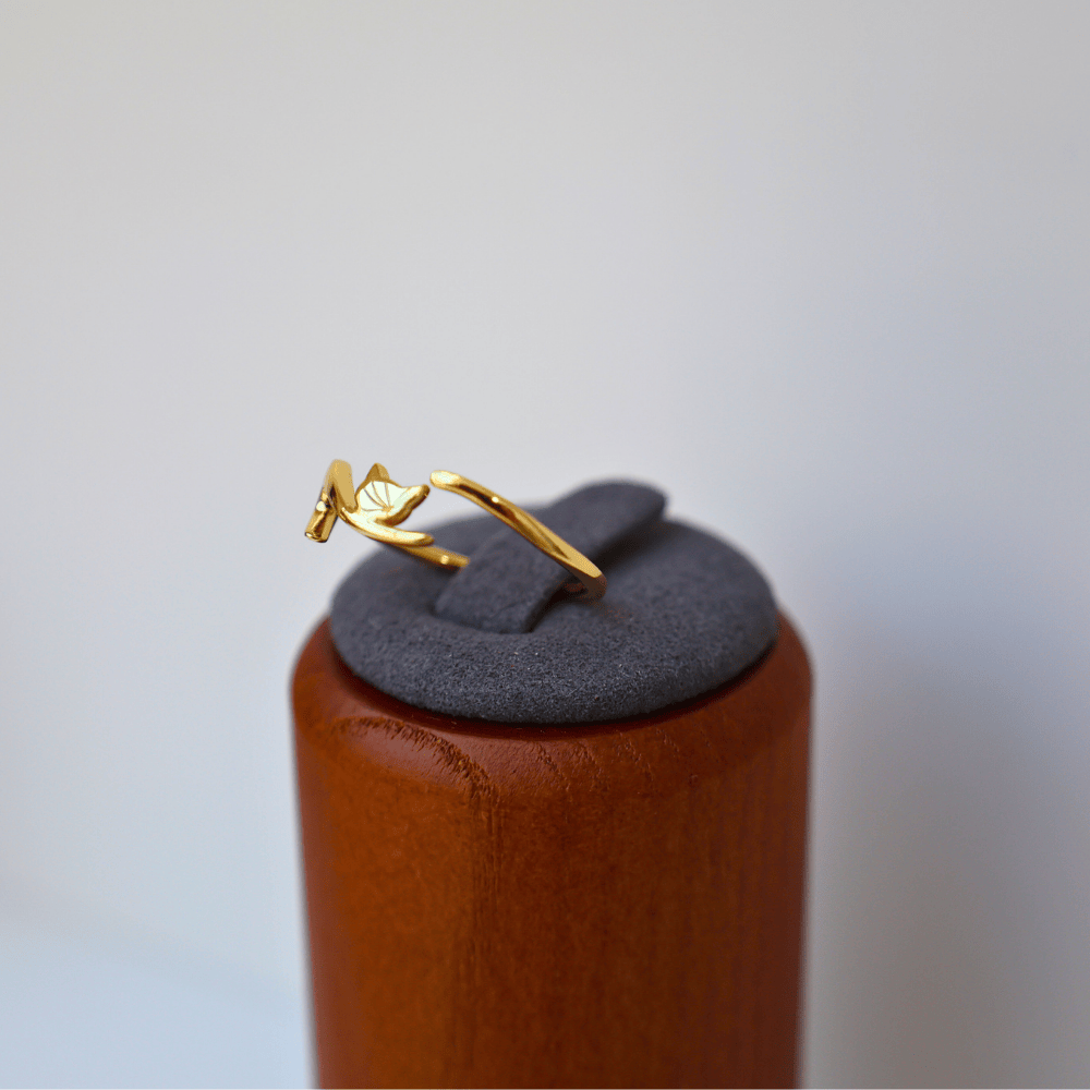 Everley Cat Ring