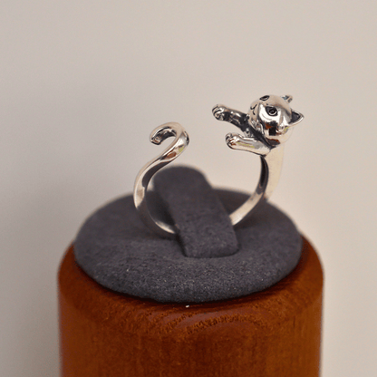 Lily Cat Ring