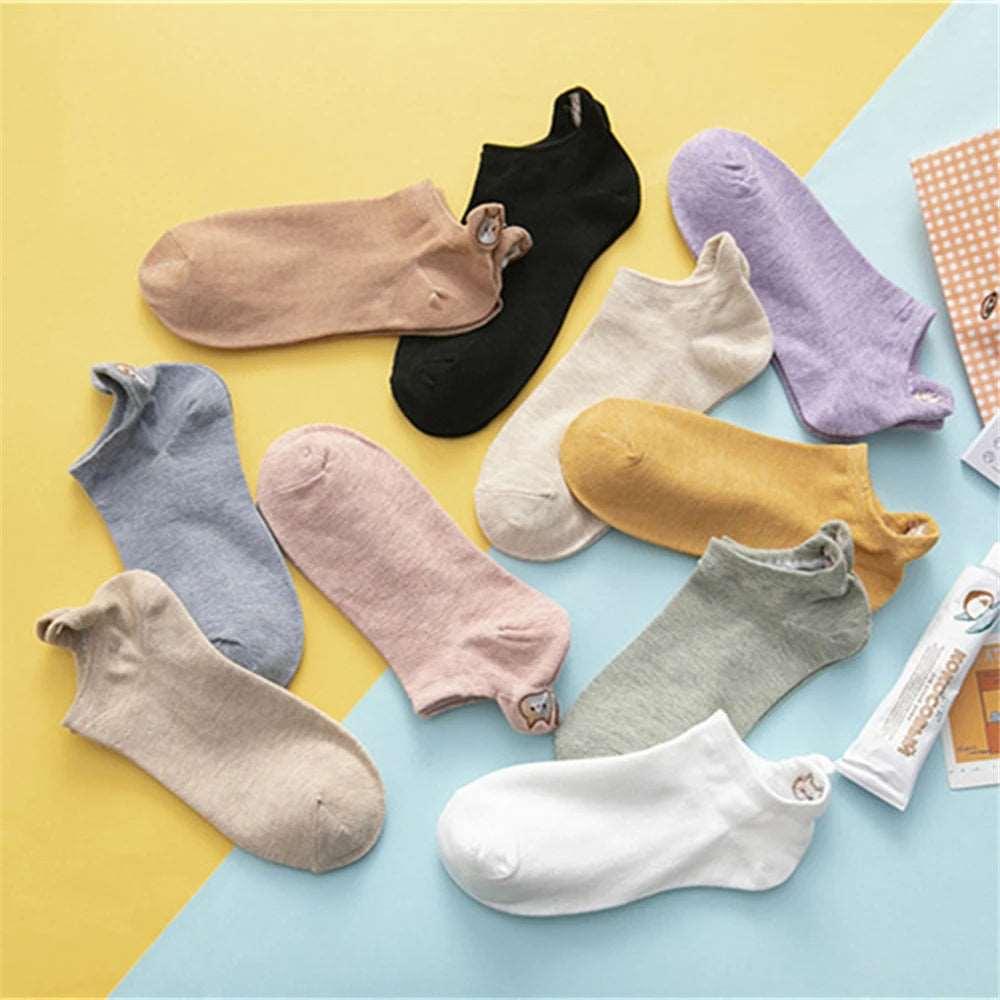 The Ankle Cat Socks combine comfort with a subtle cat motif, perfect for wearing with shoes or sneakers