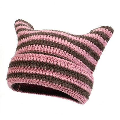 Perfect for wearing while reading, relaxing, or enjoying winter activities, the Snuggle Cat Hat keeps you cozy and cute