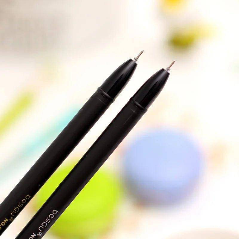 Crafted with high-quality materials, the Black Cat Gel Pen is durable and easy to use