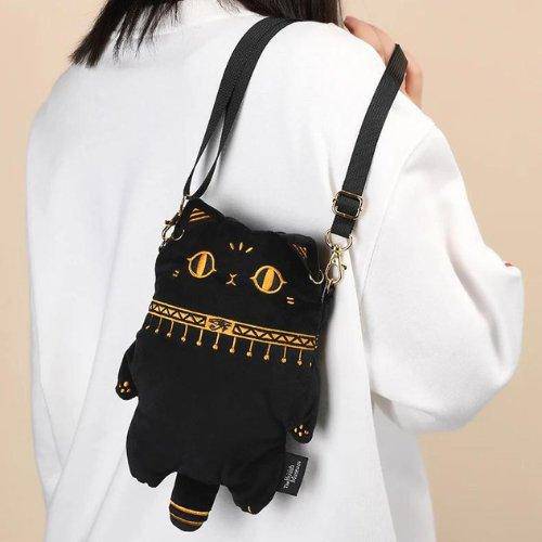 Show your love for cats with the unique and fashionable Cleopatra Cat Bag, perfect for any occasion