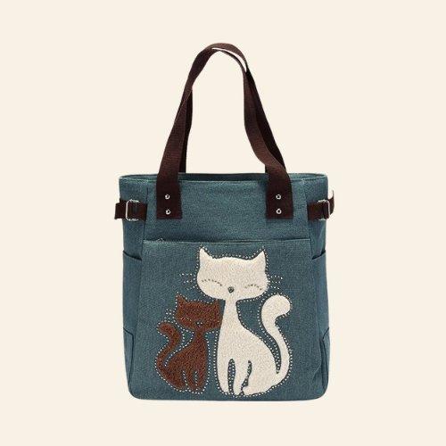 Soulmates Cat Bag designed to showcase the deep connection between two feline companions