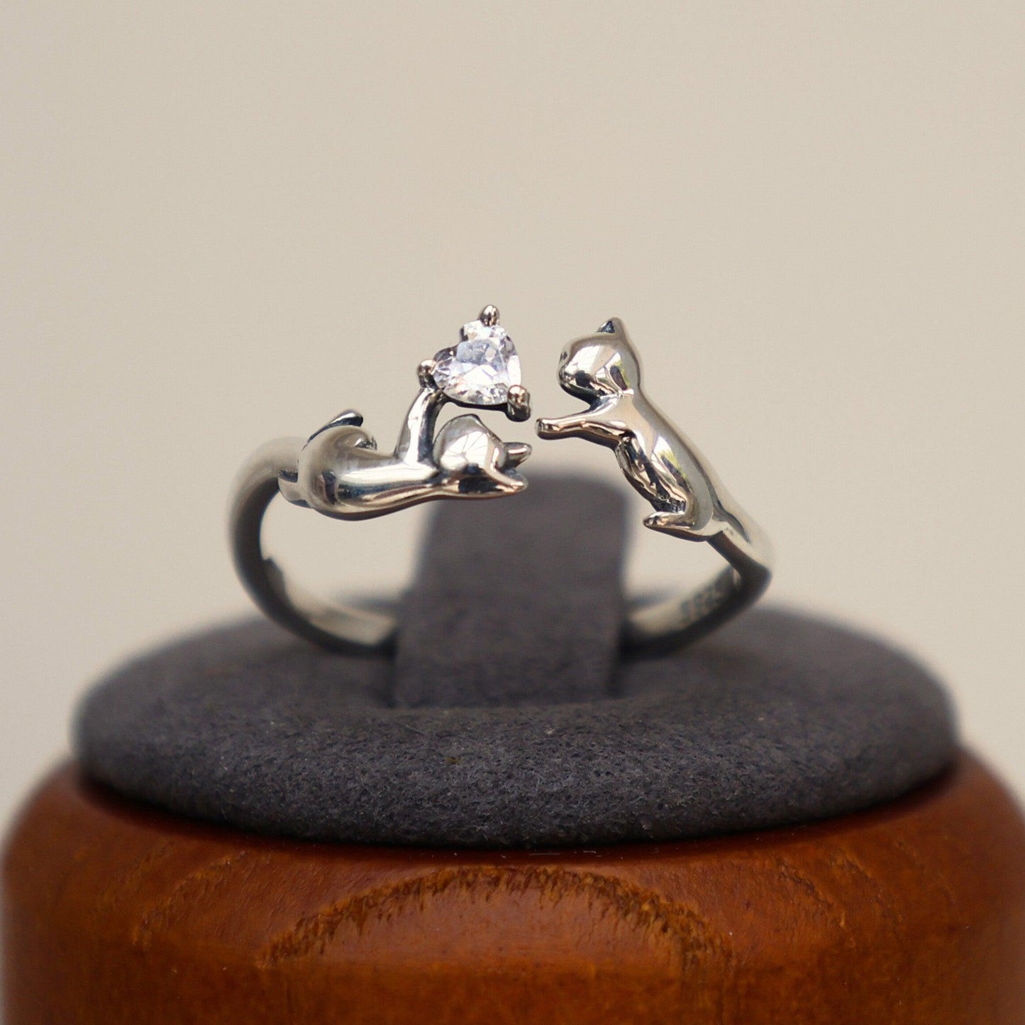 Amore Cat Ring featuring a heart-shaped design with a charming cat motif