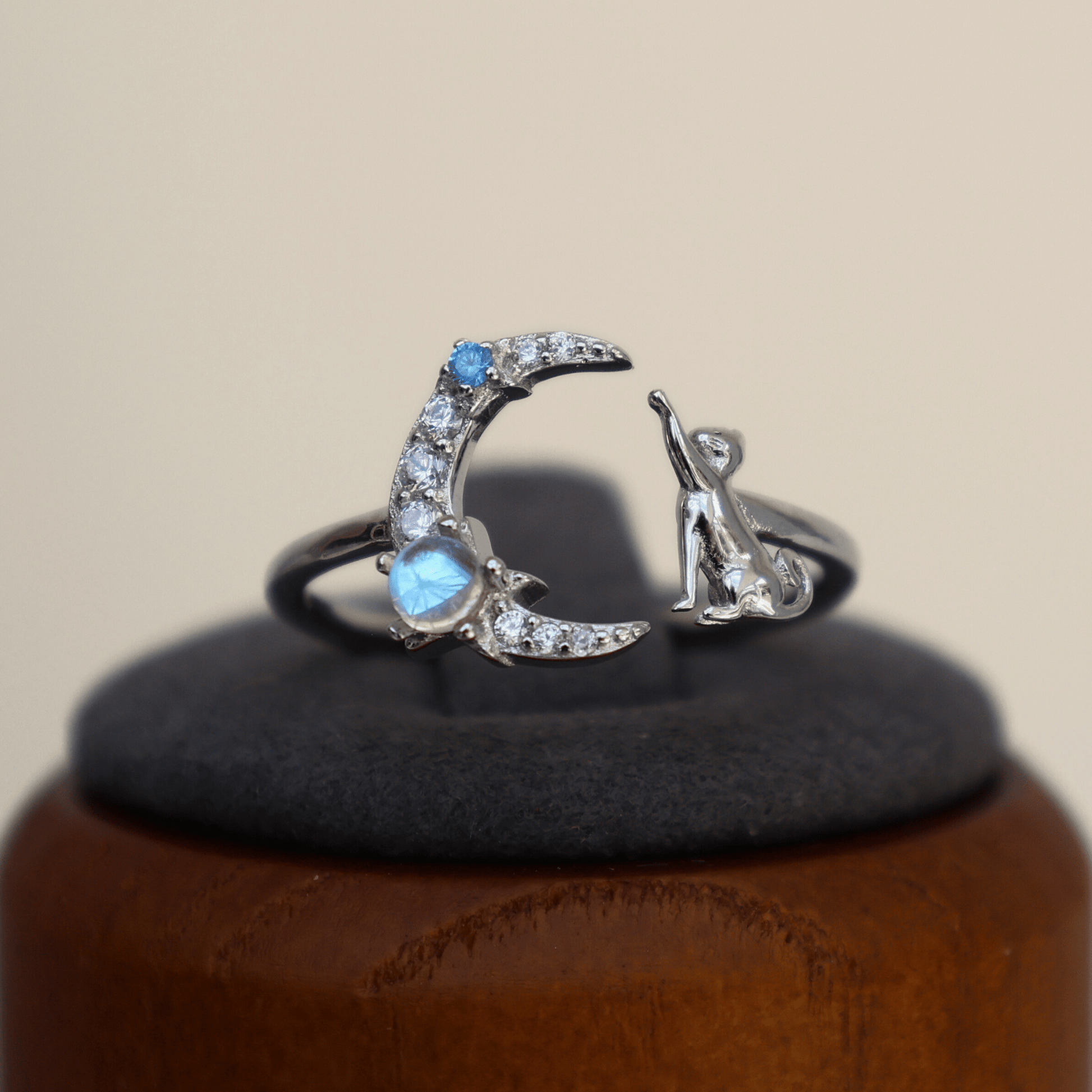 Moon Light Cat Ring featuring a celestial design with a cat silhouette and moon accents