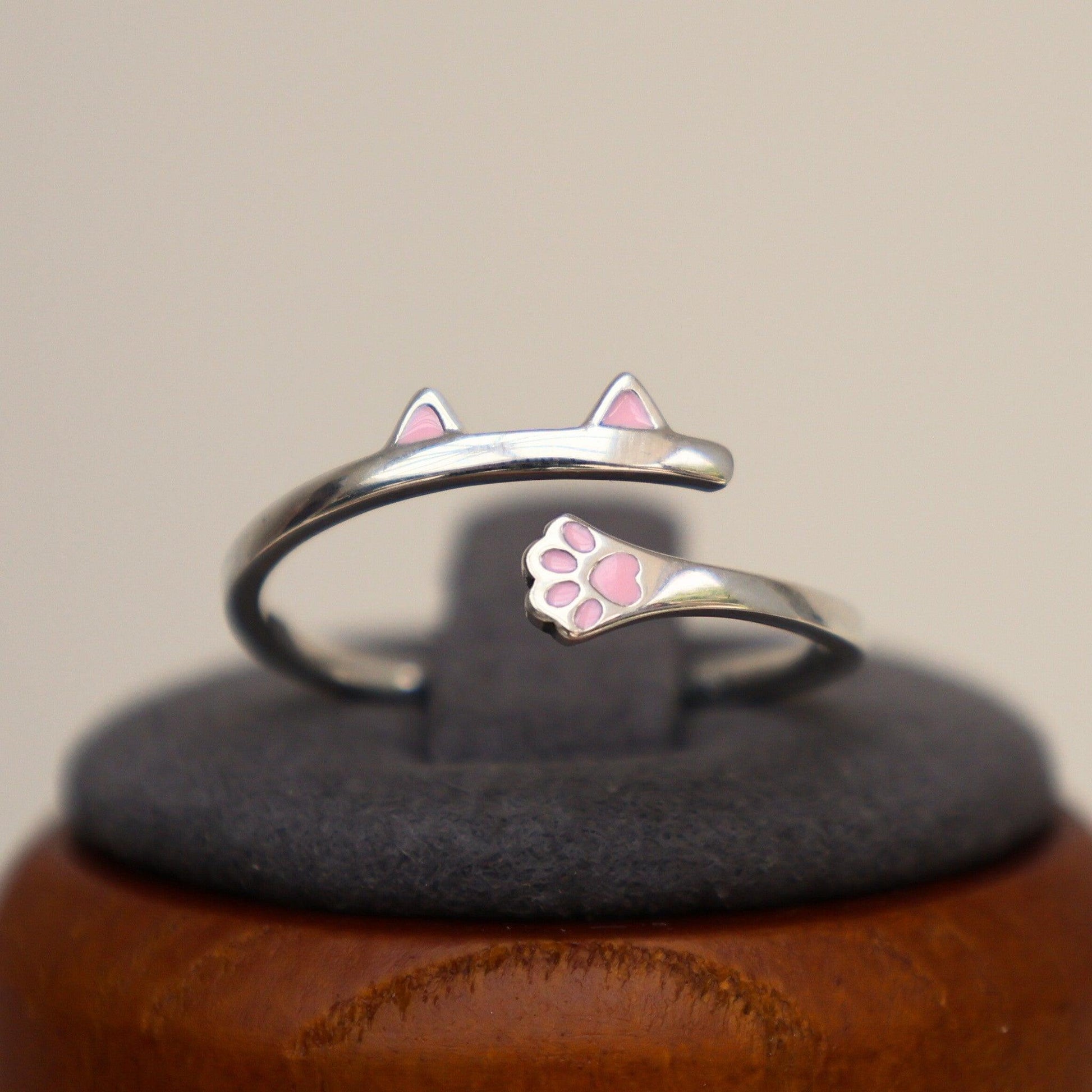 Pawfect Cat Ring featuring a playful cat design with paw print accents for a fun, stylish look