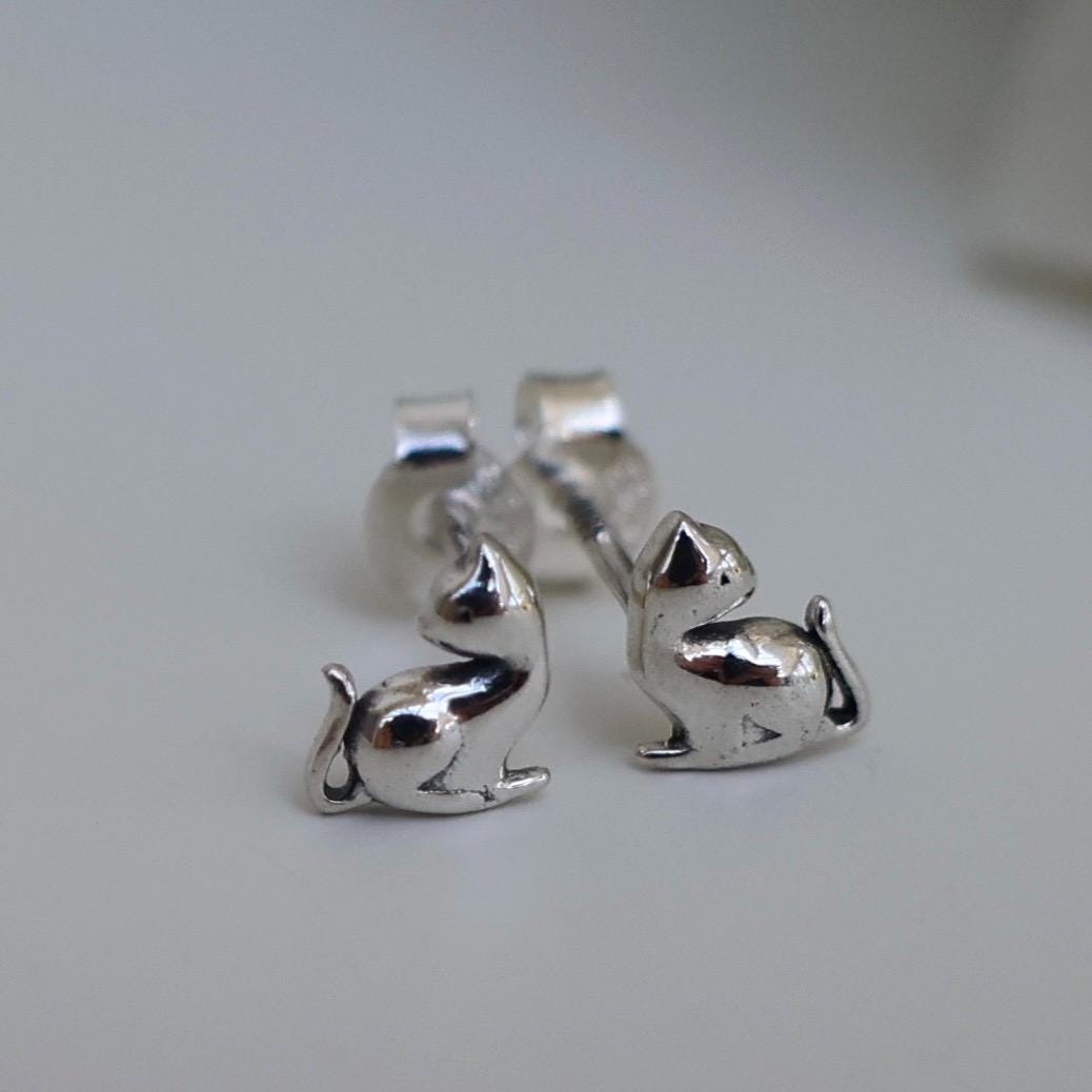 Lillian Cat Earrings Sterling Silver Gift for Cat lover Cat Jewellery Silver Stud Earrings Cat Lover Ladies Necklace Lover Gifts For Her